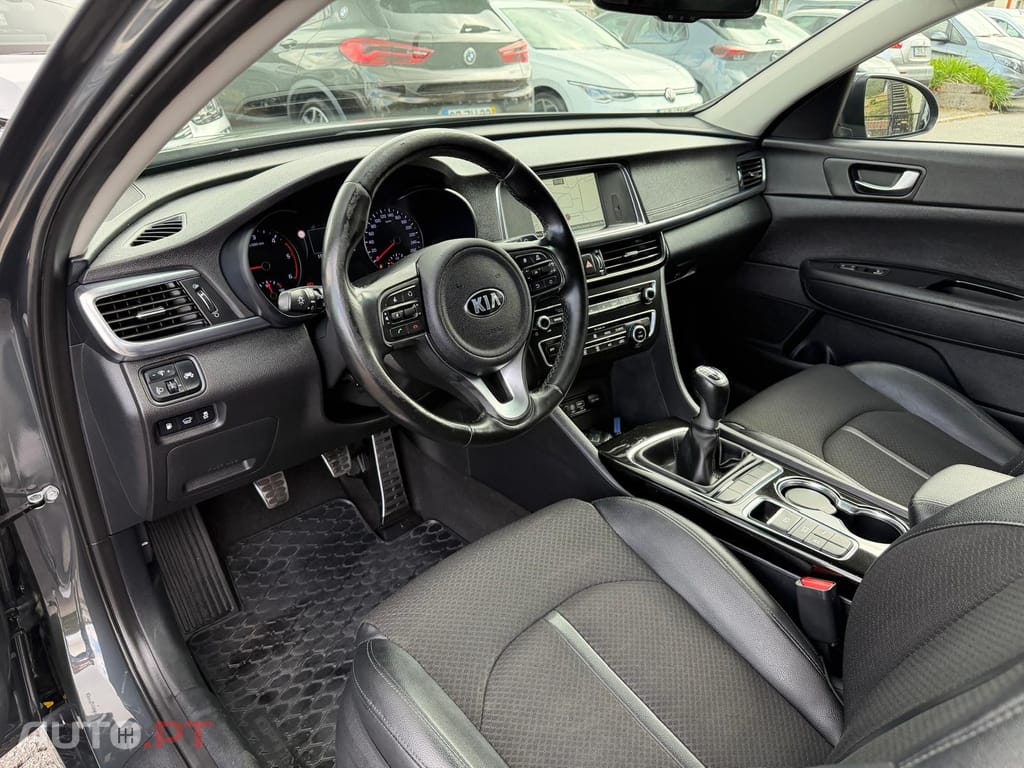 Kia Optima 1.7 CRDi TX