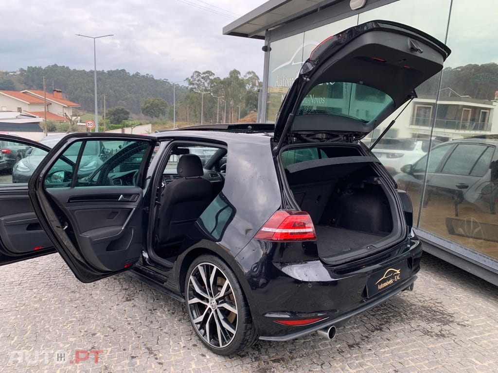 Volkswagen Golf 2.0 TSi GTi DSG Performance