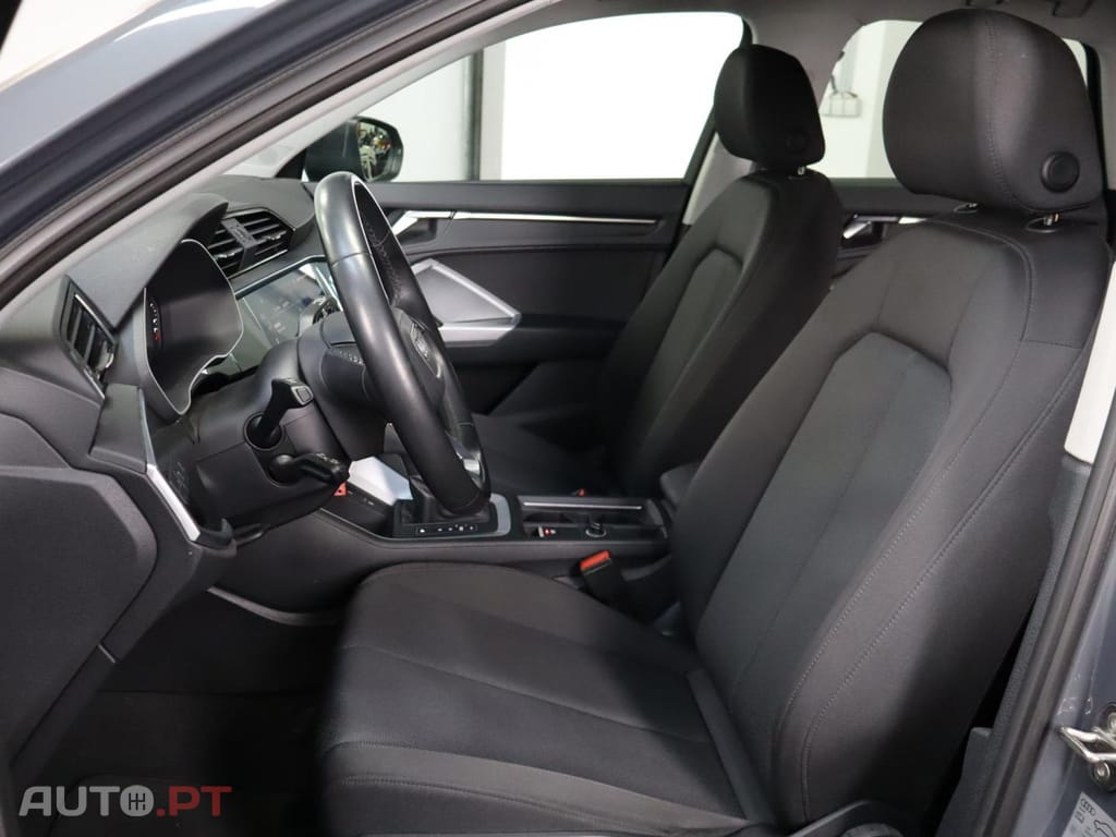 Audi Q3 45 TFSIe S tronic