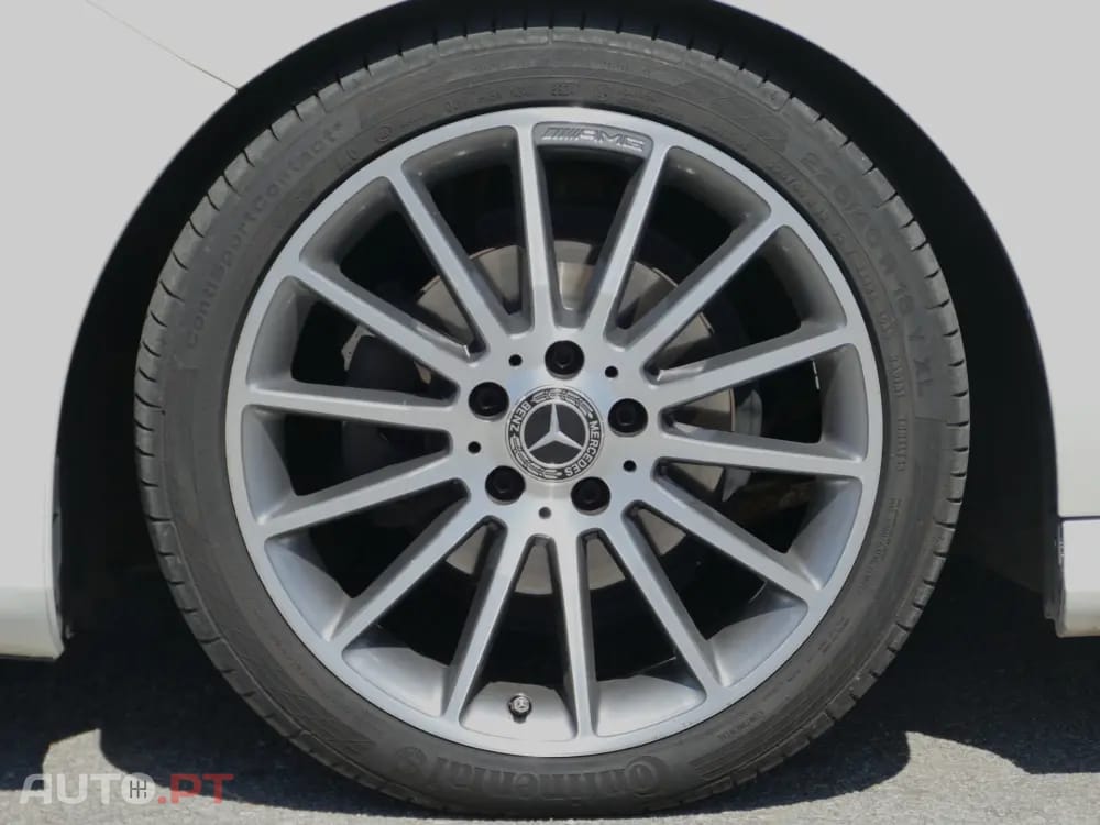 Mercedes-Benz A 180 d AMG Line