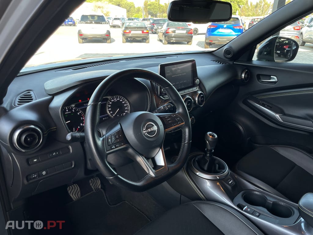 Nissan Juke 1.0 DIG-T Kiiro