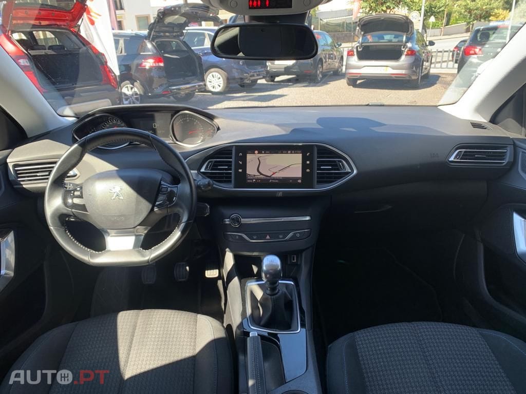 Peugeot 308 1.5 BlueHDi Style