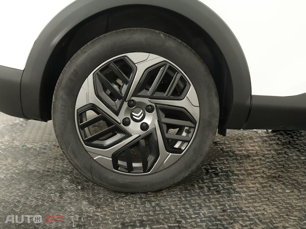 Citroen C4 C4 1.2 PureTech Plus EAT8