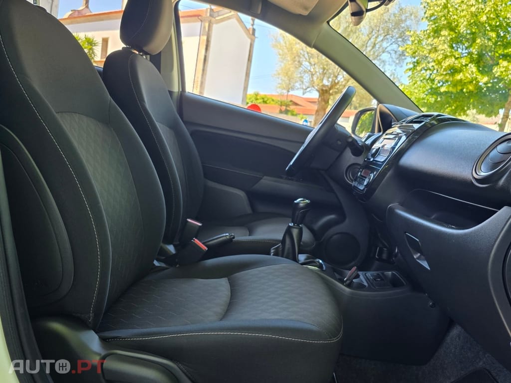Mitsubishi Space Star 1.2 Intense
