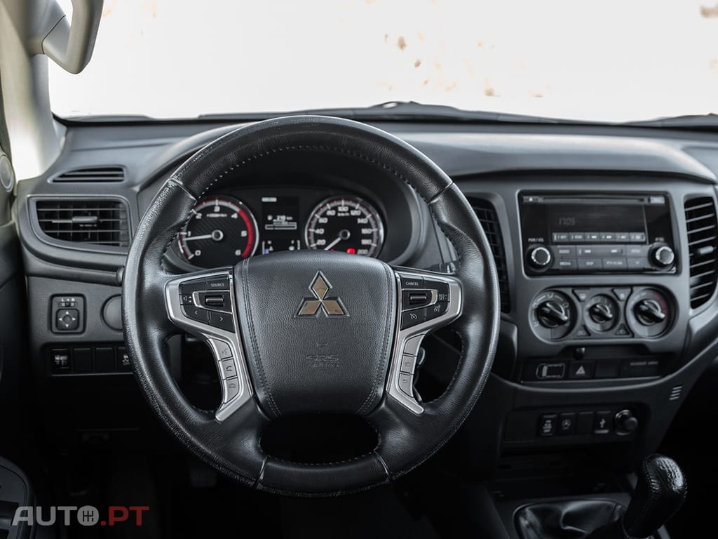Mitsubishi L200 2.3 DI-D Space Cab Invite 4WD