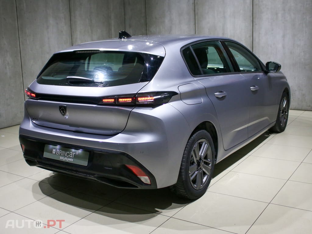 Peugeot 308 PureTech 130 EAT8 Active Pack