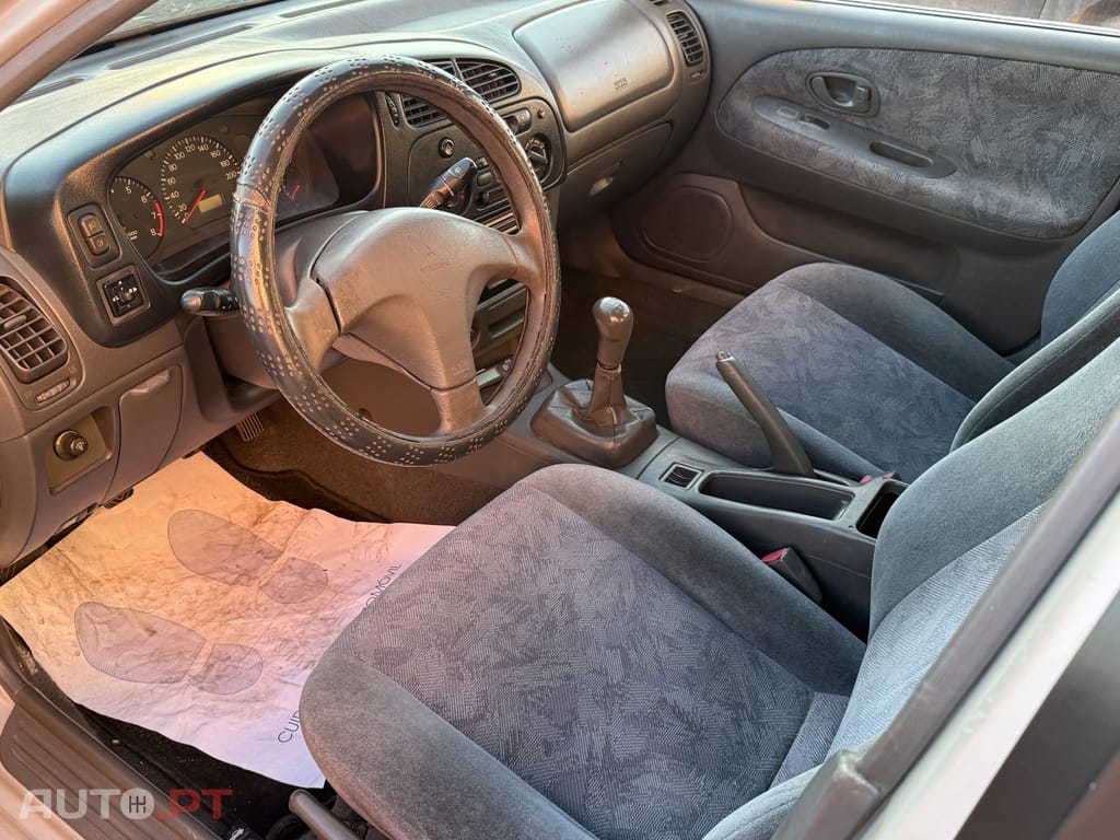 Mitsubishi Lancer 1.3 GLX JLL+ABS