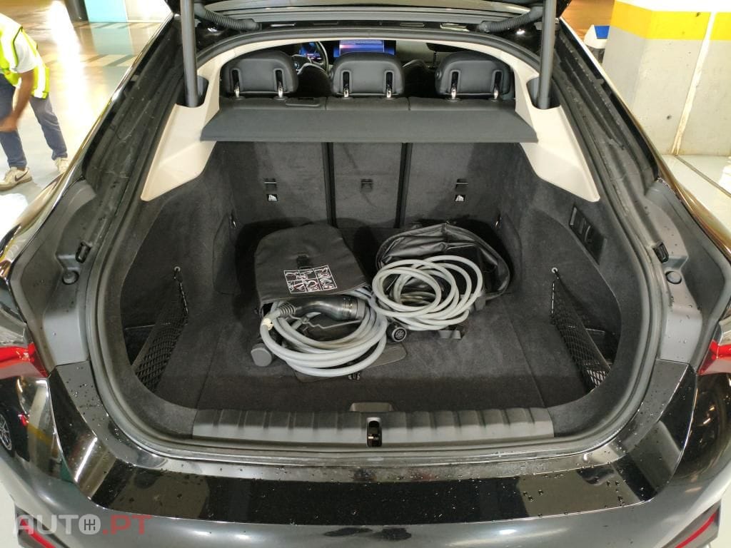 BMW i4 eDrive40