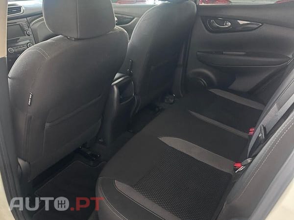 Nissan Qashqai 1.3 DIG-T Acenta
