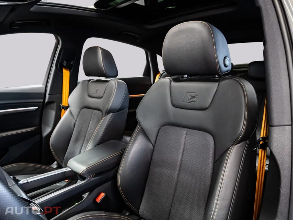 Audi E-Tron I.V.A DEDUTÍVEL 55 S LINE BLACK EDITION