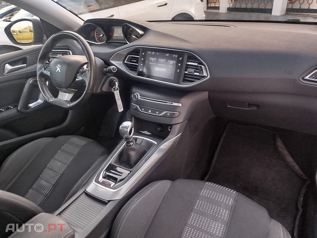 Peugeot 308 SW 1.6 BlueHDi Allure J17