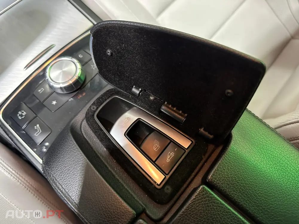 Mercedes-Benz E 250 d Auto