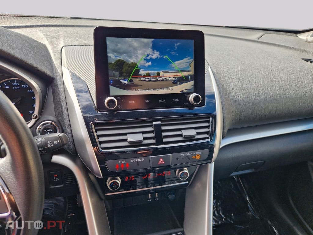 Mitsubishi Eclipse Cross 2.4 PLUG-IN HYBRID 4WD I.V.A DEDUTÍVEL 