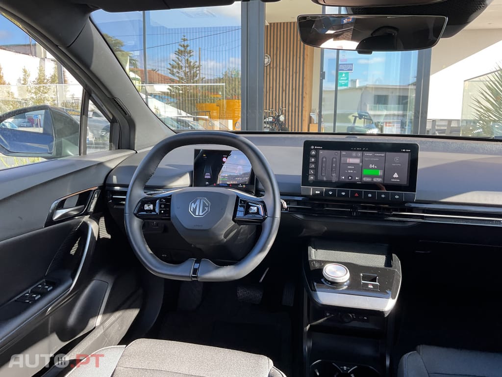 MG MG4 51 kWh Standard