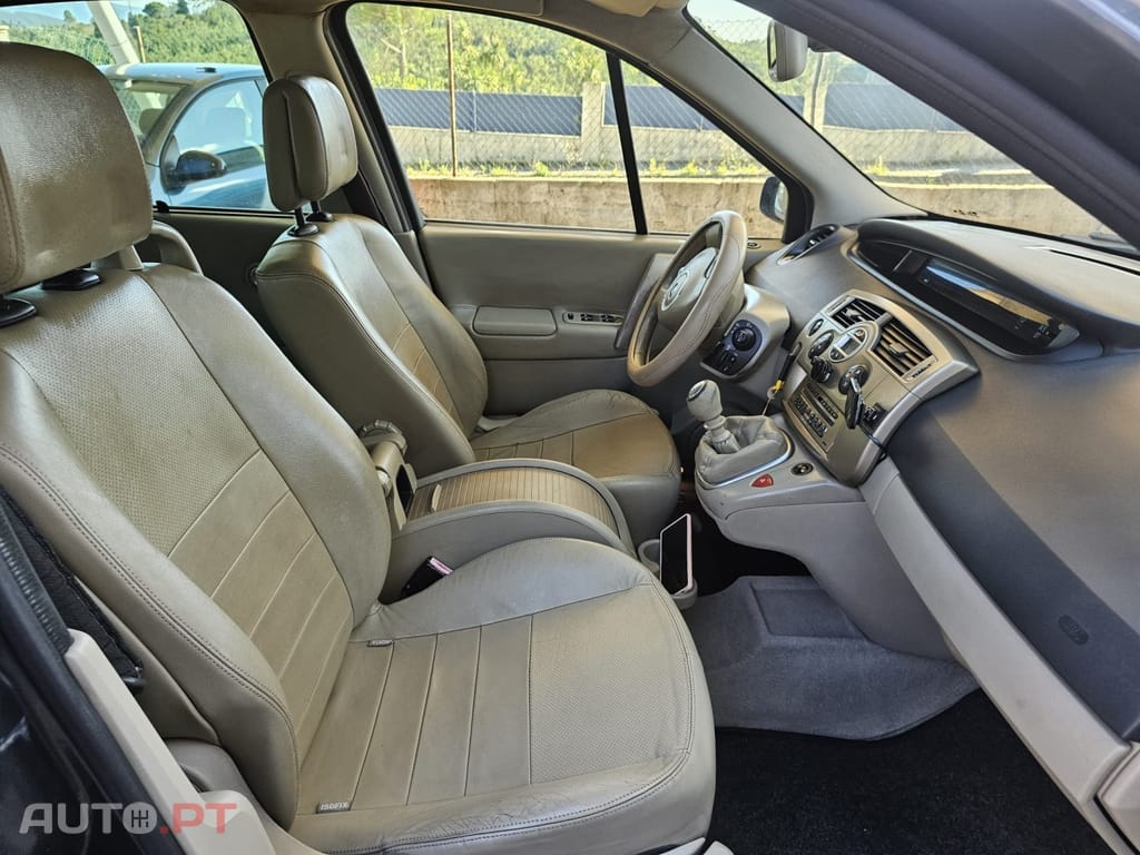 Renault Grand Scénic 1.5 dCi Dynamique Luxe
