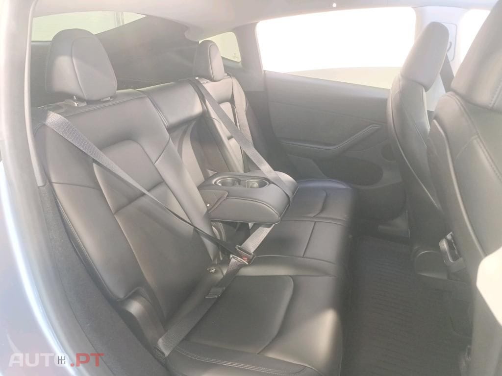 Tesla Model Y Performance Tração Integral