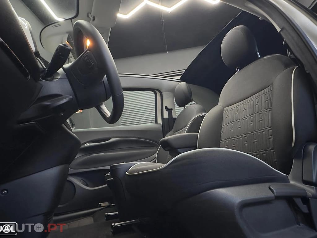 Fiat 500e 23,8kWh ICON