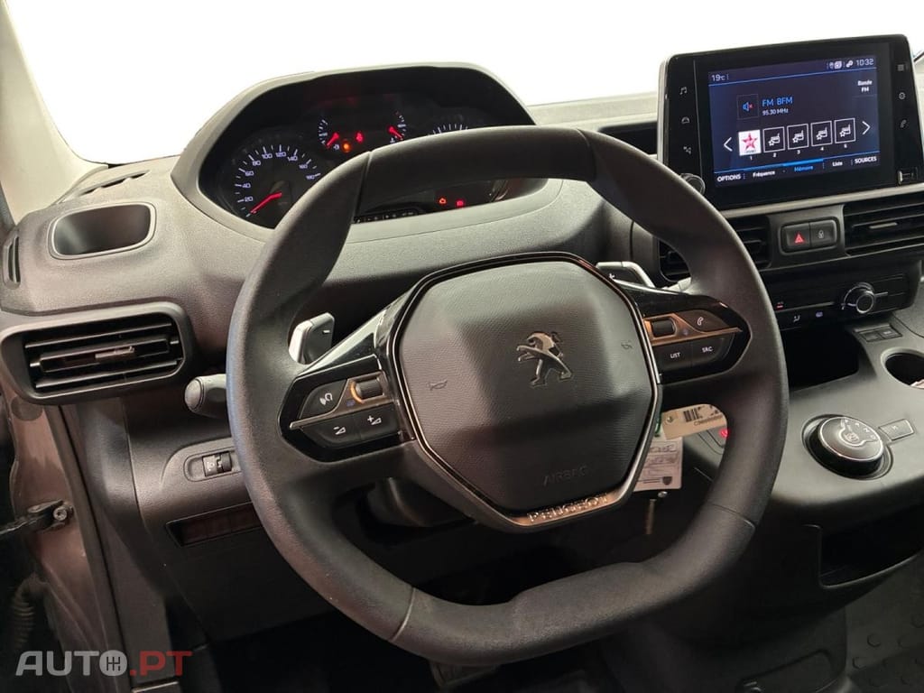 Peugeot Partner 1.5 BlueHDi Asphalt Longa EAT8