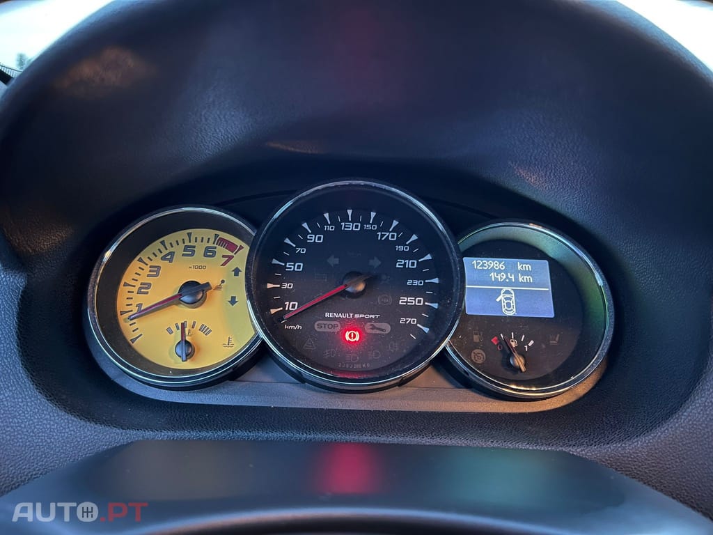 Renault Mégane Coupe 2.0 T 16V RS