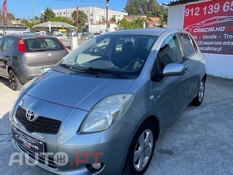 Toyota Yaris 1.4 D-4D Sol High P. MM
