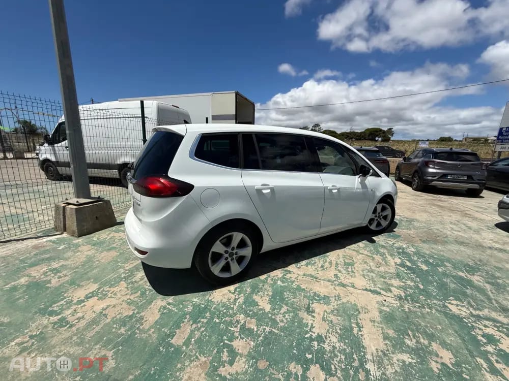 Opel Zafira 1.6 CDTi Cosmo