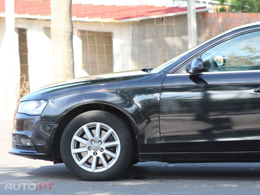 Audi A4 Avant 2.0 TDI Business Line