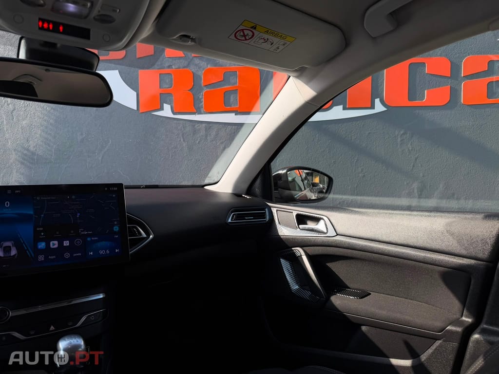 Peugeot 308 1.6 e-HDi Allure J17