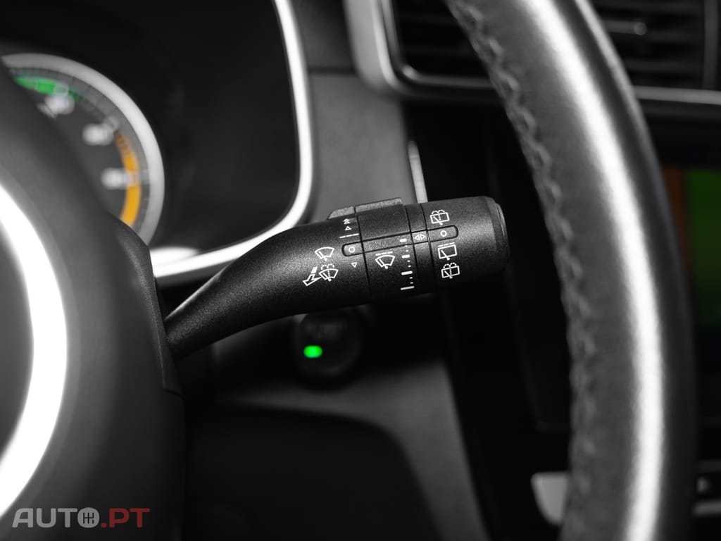 MG ZS EV 44.5 kWh Luxury