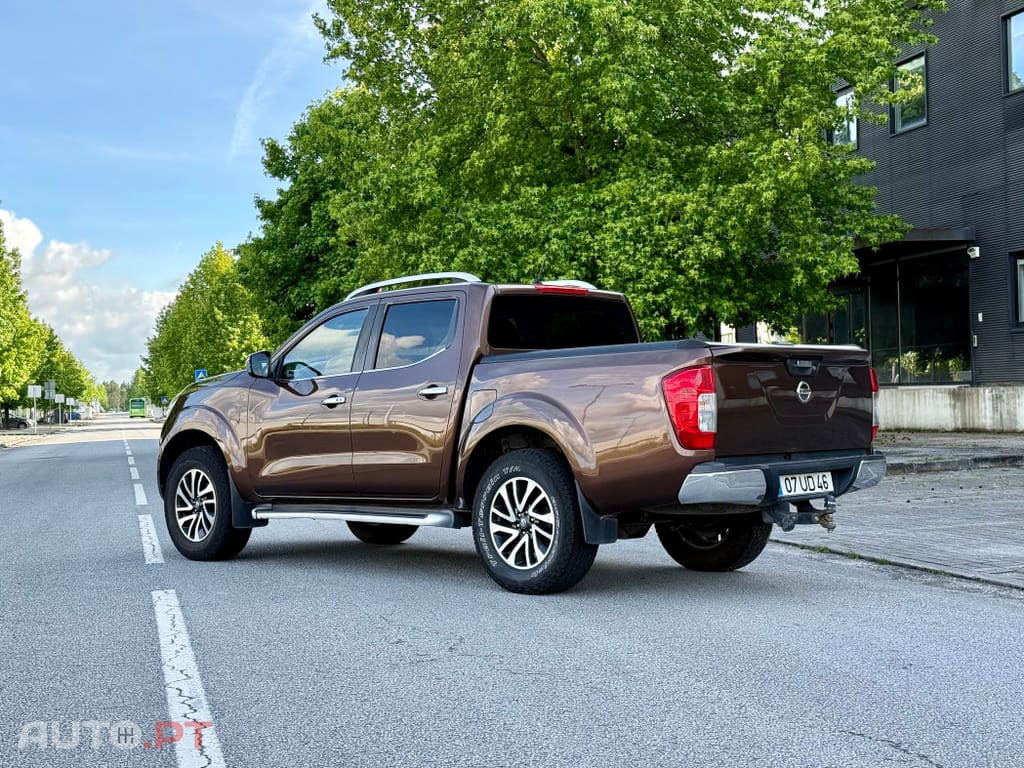 Nissan Navara 2.3 dCi CD 4WD N-Connecta Nav+Barras