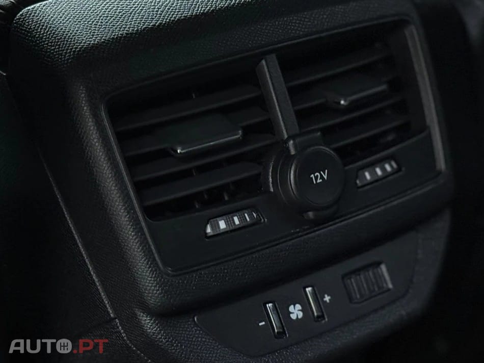 Peugeot 5008 1.5 BlueHDi GT LINE (EAT8)