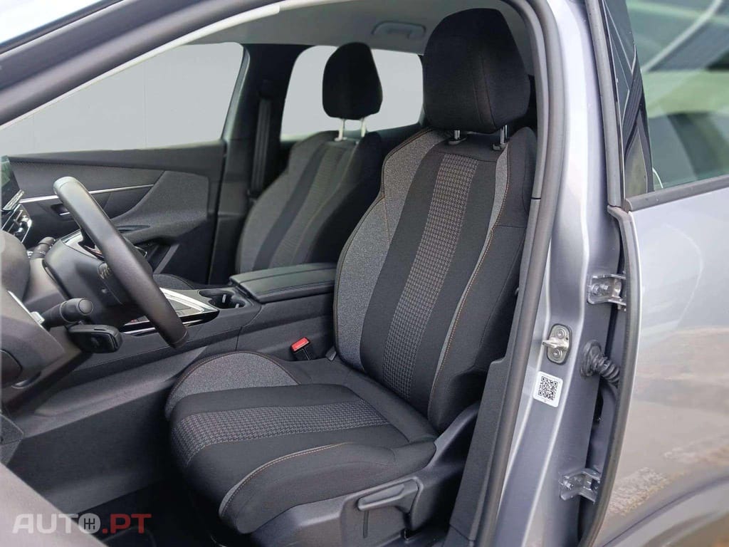Peugeot 3008 1.2i Active BUSINESS