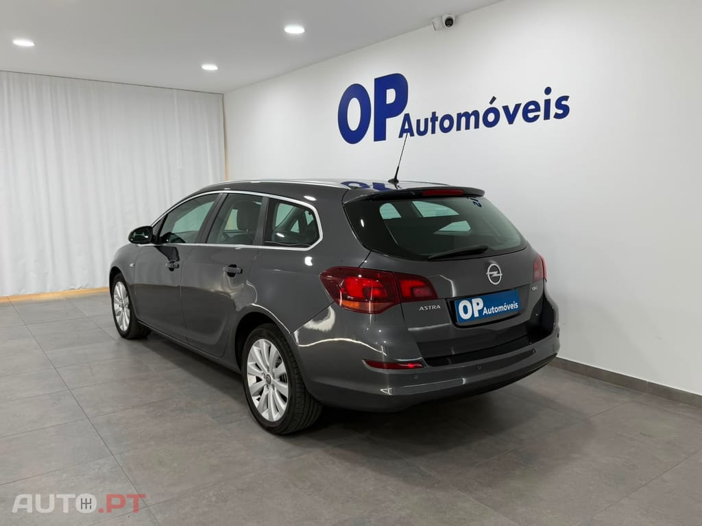 Opel Astra Sports Tourer 1.7 CDTi Cosmo