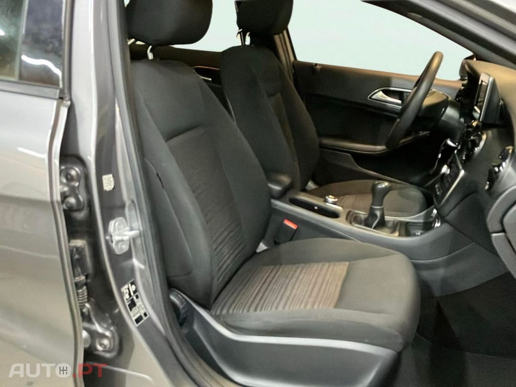 Mercedes-Benz A 180 D Style