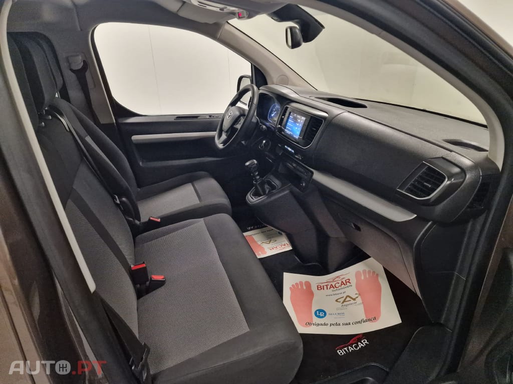 Toyota Proace Verso COMBI 1.6 D-4D L2 GPS 9 LUGARES