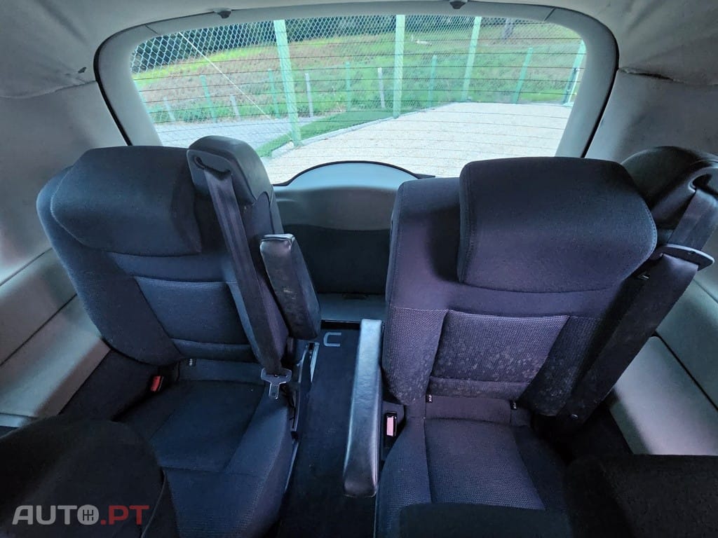 Renault Grand Espace 3.0 D Privilège 6L P.