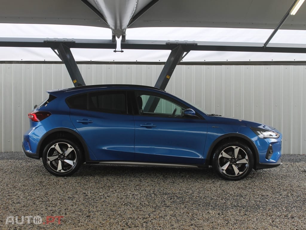 Ford Focus 1.0 EcoBoost MHEV Active X