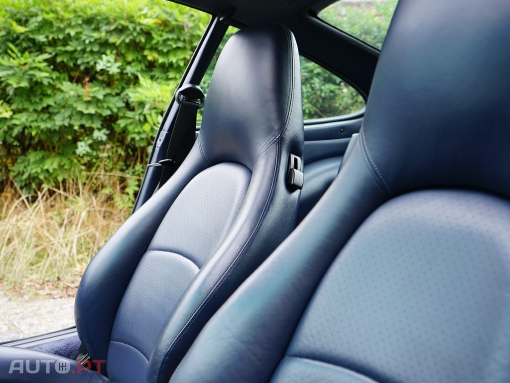 Porsche 911 993 Carrera 2