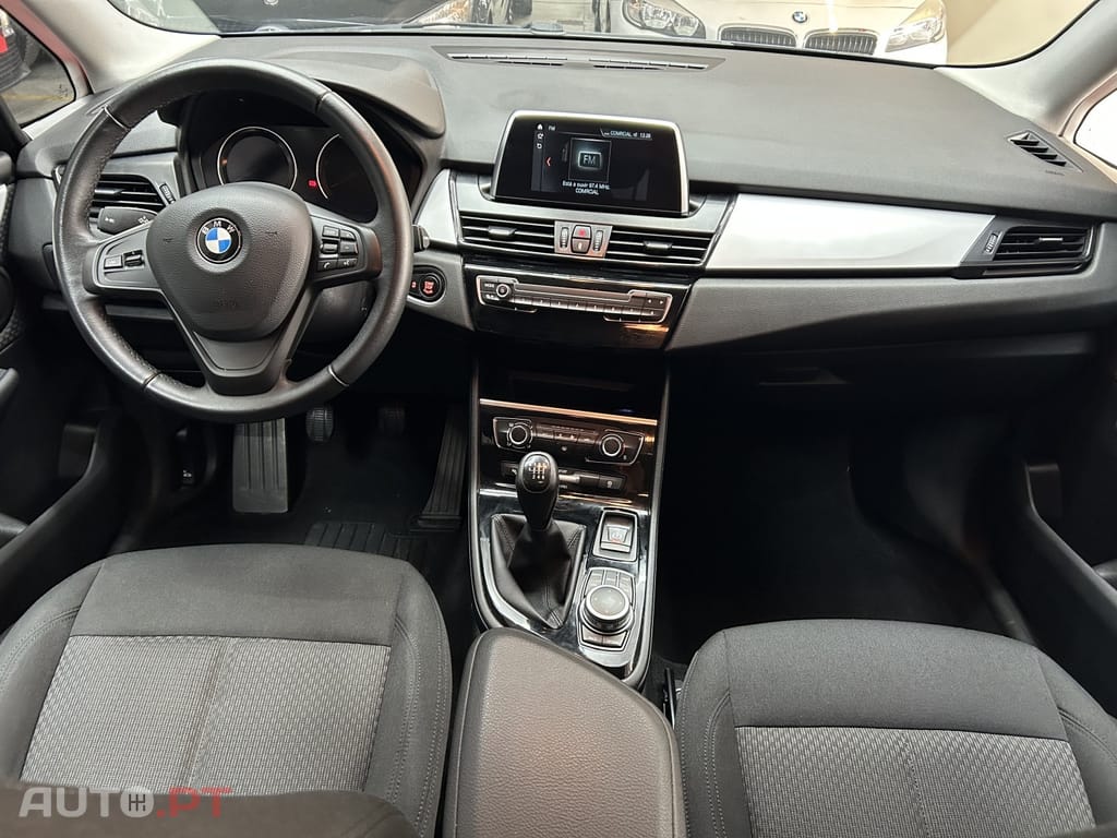 BMW 216 d Advantage