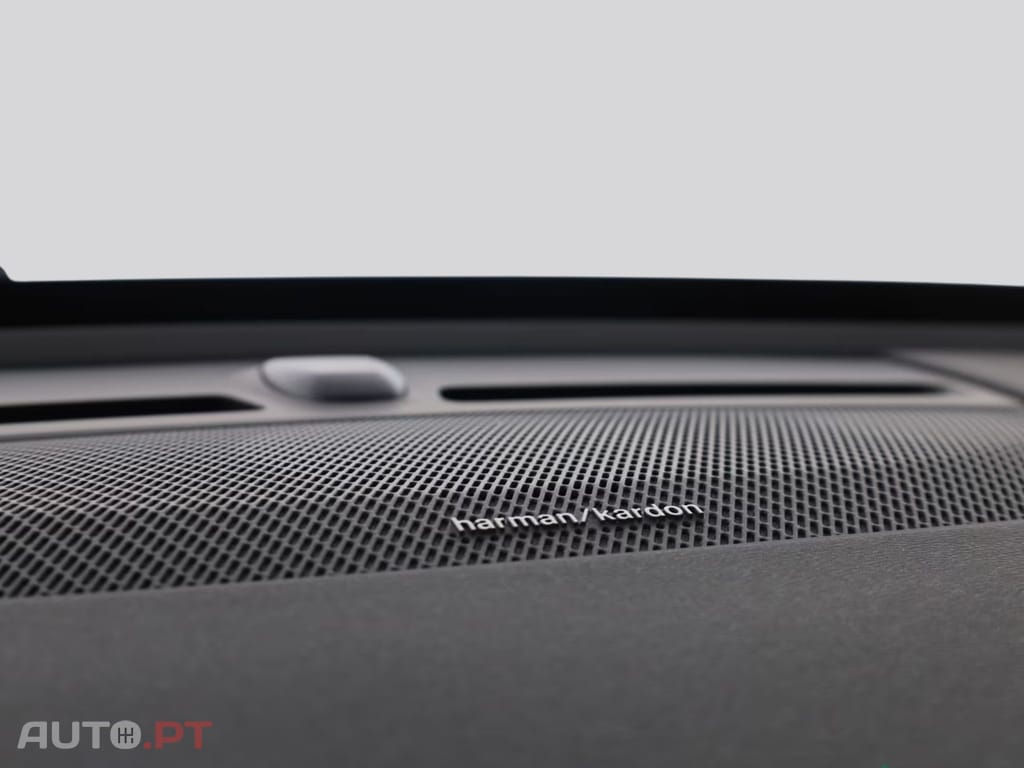 Volvo XC40 T5 RECHARGE INSCRIPTION I.V.A DEDUTIVEL 