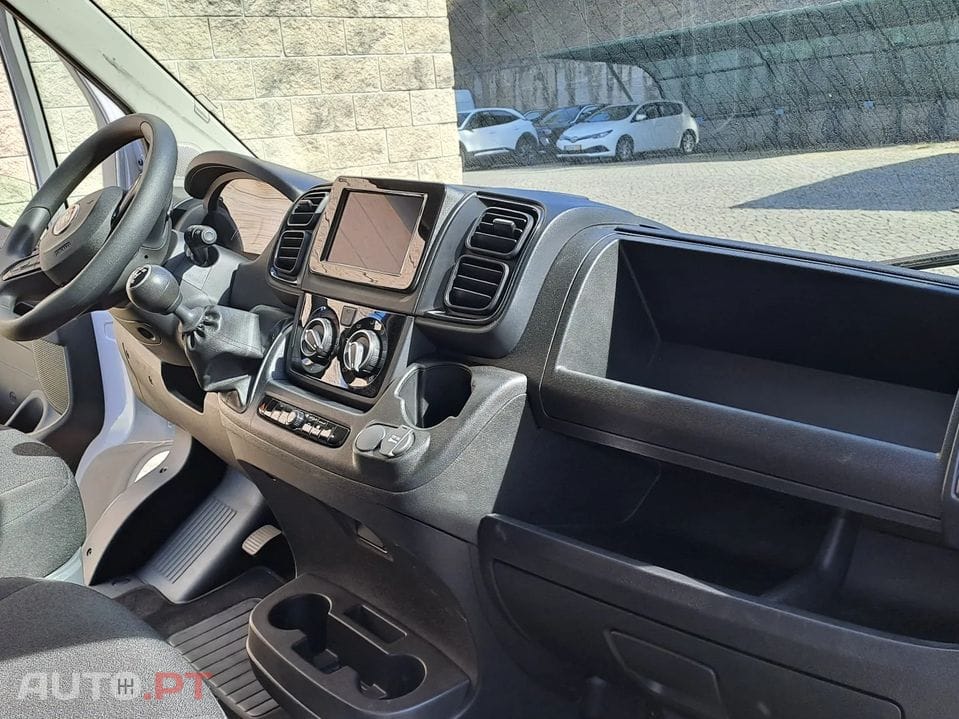Fiat Ducato DUCATO Maxi 35 XLH3 (17m3) 2.2 Multijet 180cv