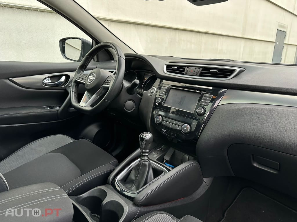 Nissan Qashqai 1.5 dCi N-Connecta 18