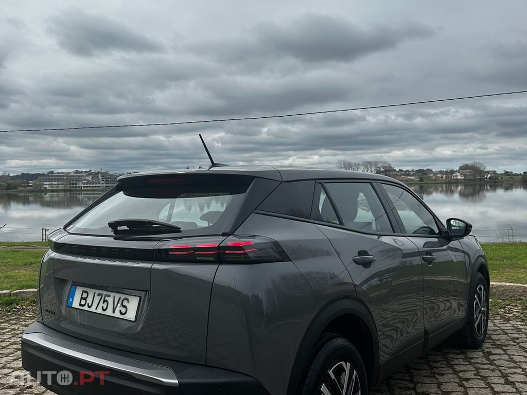 Peugeot 2008 ACTIVE 1.2 PURETECH