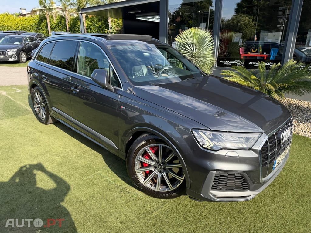 Audi Q7 60 TFSIe quattro S line Tiptronic