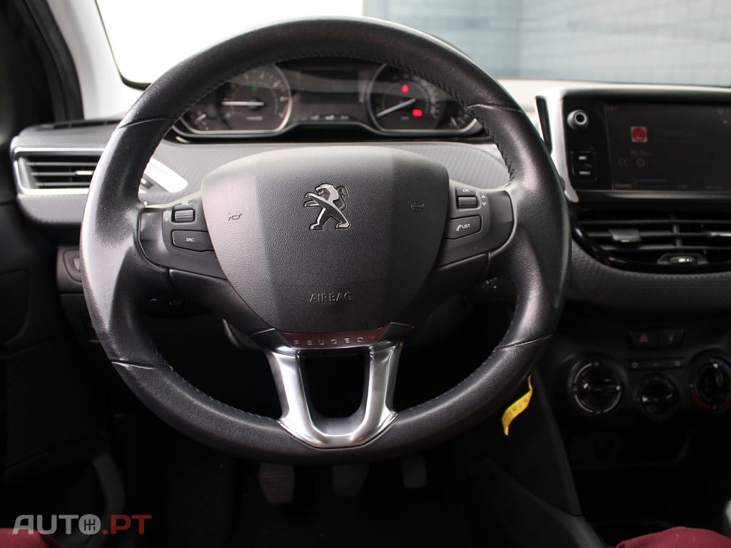 Peugeot 208 1.2 PureTech Style