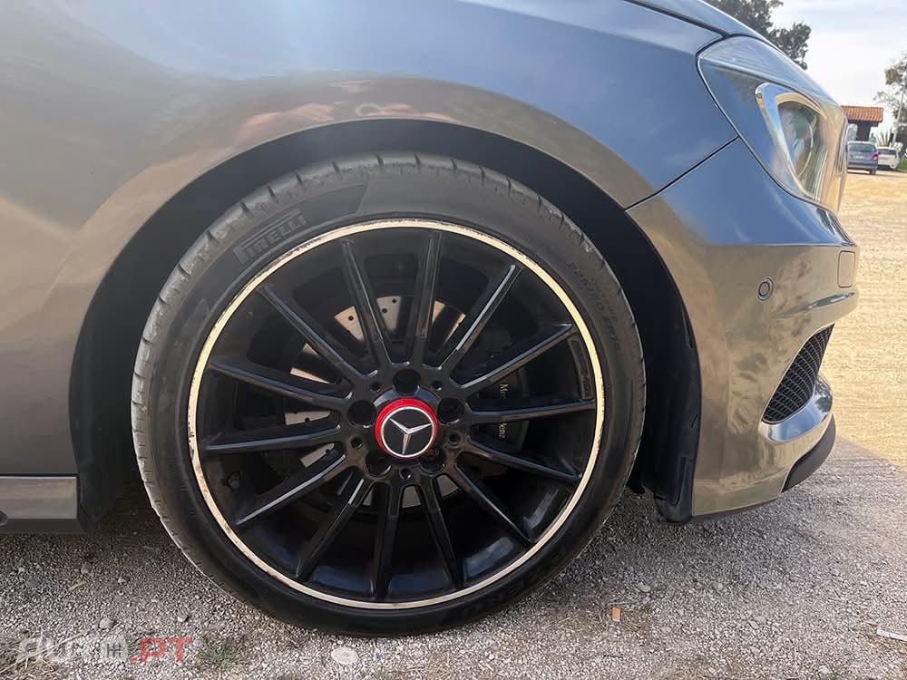 Mercedes-Benz A 180 AMG Line