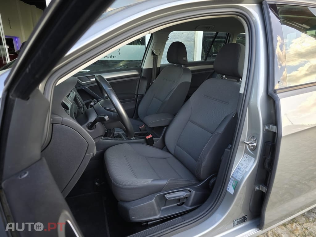 Volkswagen Golf Variant 1.6 TDi BlueMotion Confortline