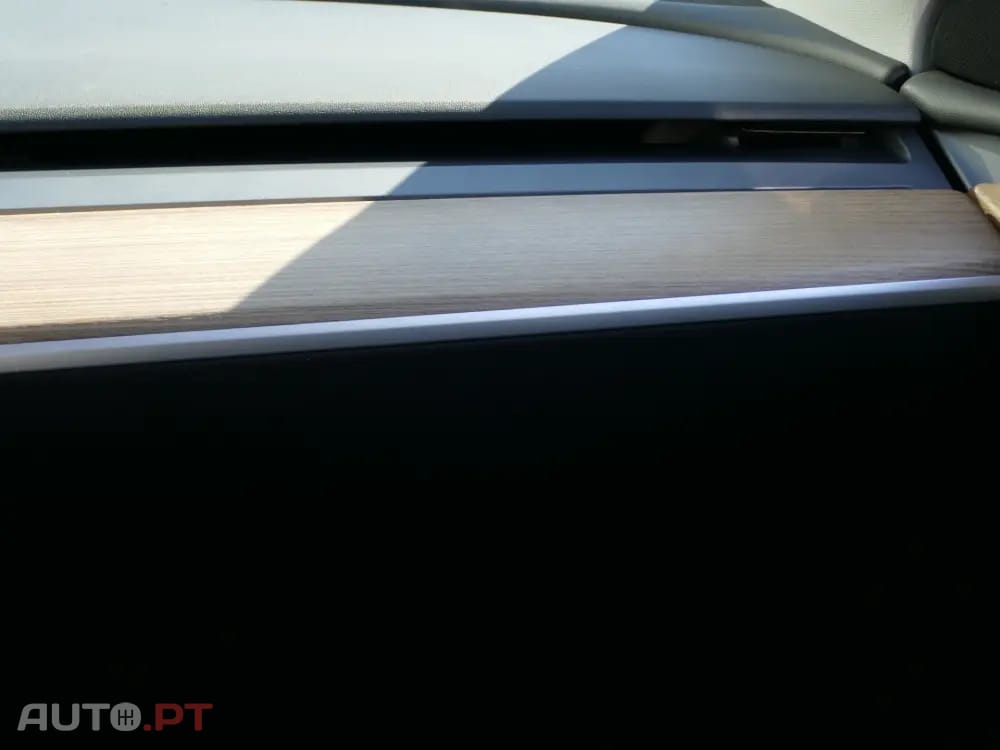 Tesla Model Y Tração Traseira