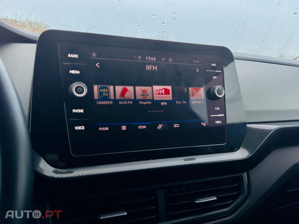 Volkswagen T-Cross 1.0 TSI Urban DSG