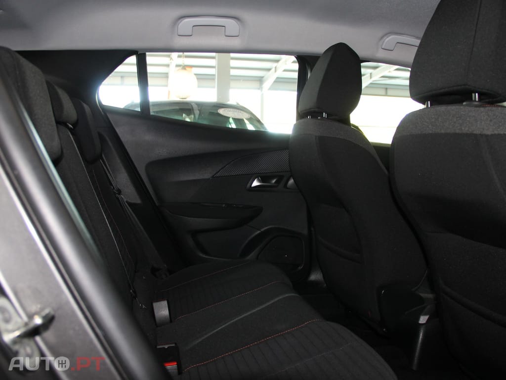 Peugeot 2008 1.5 BlueHDi Active Pack