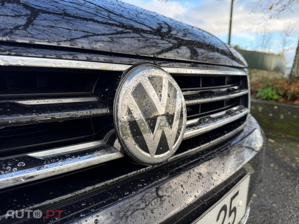 Volkswagen Tiguan 2.0 TDI R-Line DSG 4Motion